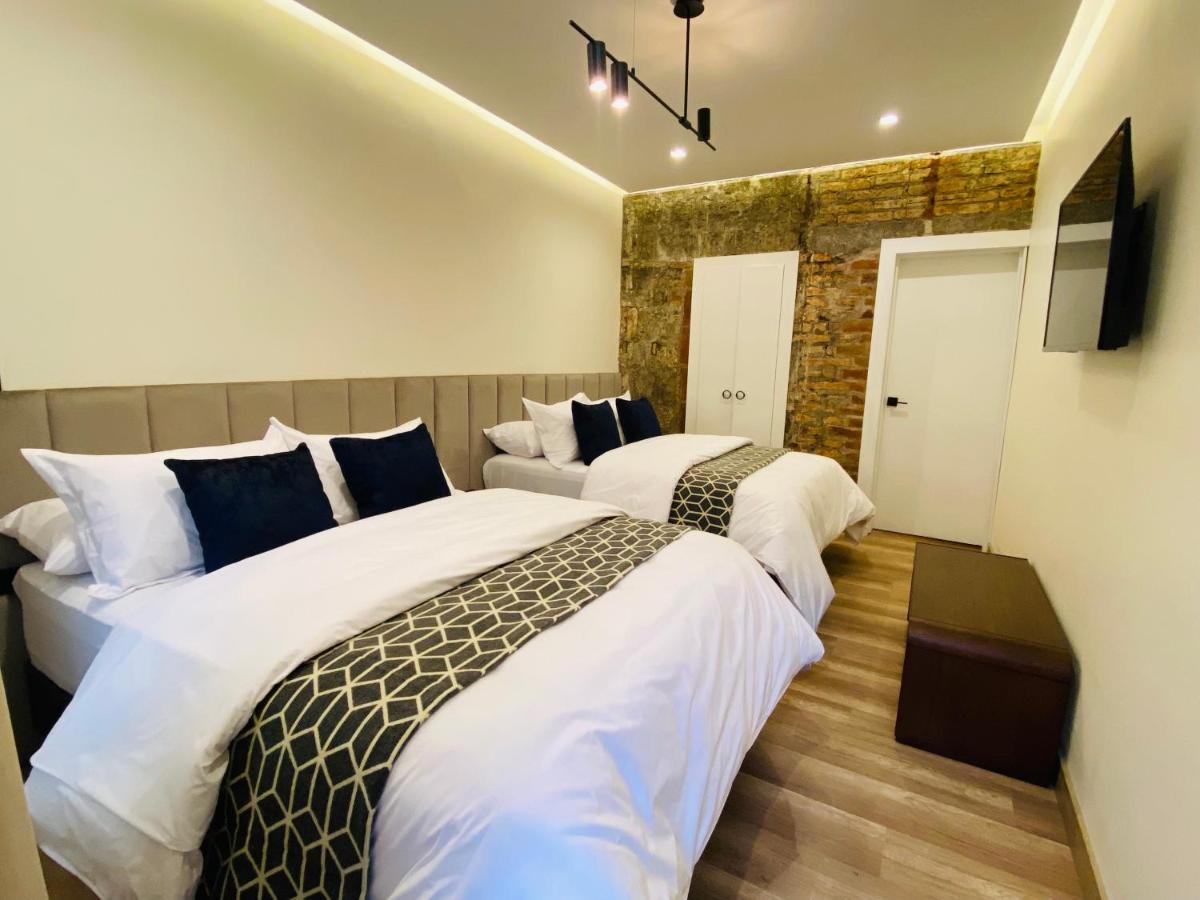 Wanderlot - Hotel Plaza Central Riobamba Esterno foto