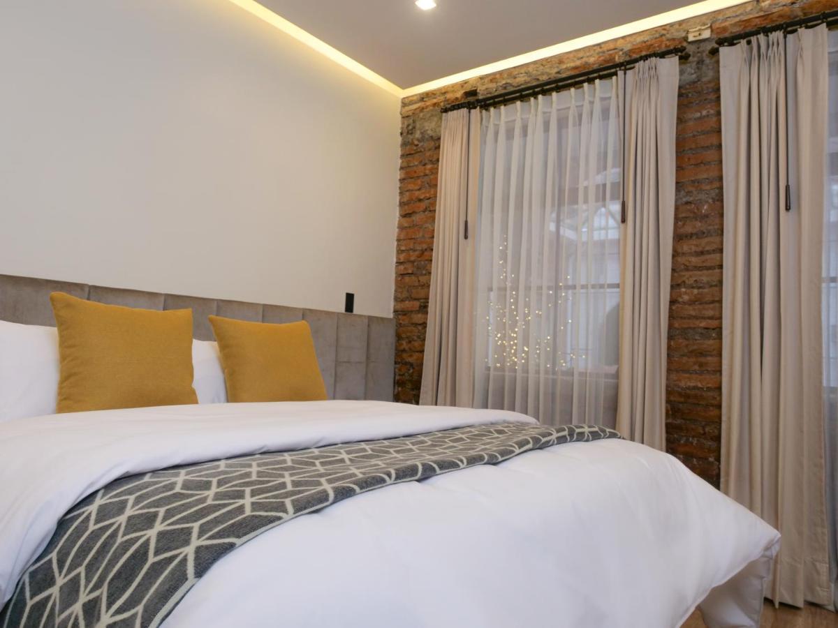 Wanderlot - Hotel Plaza Central Riobamba Esterno foto
