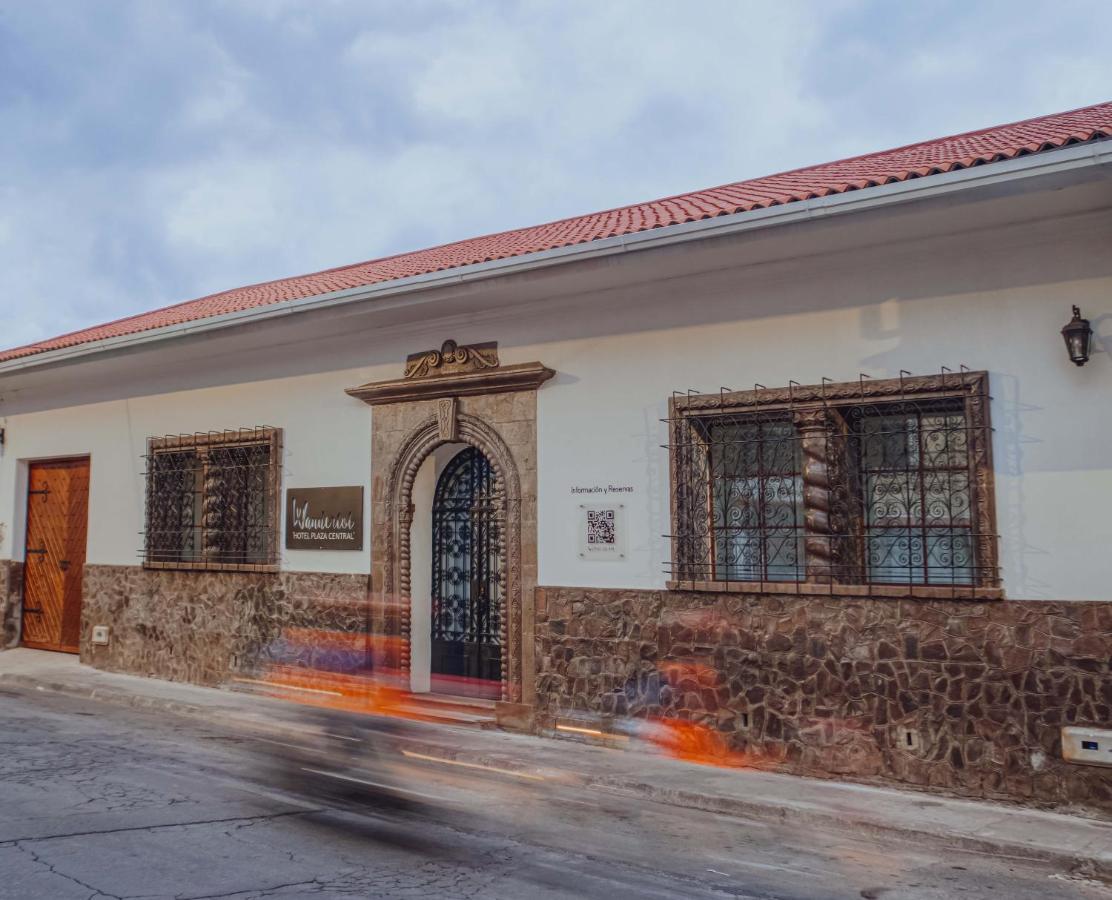 Wanderlot - Hotel Plaza Central Riobamba Esterno foto